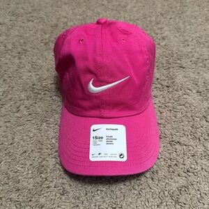 Nike Youth Fuchsia Cap